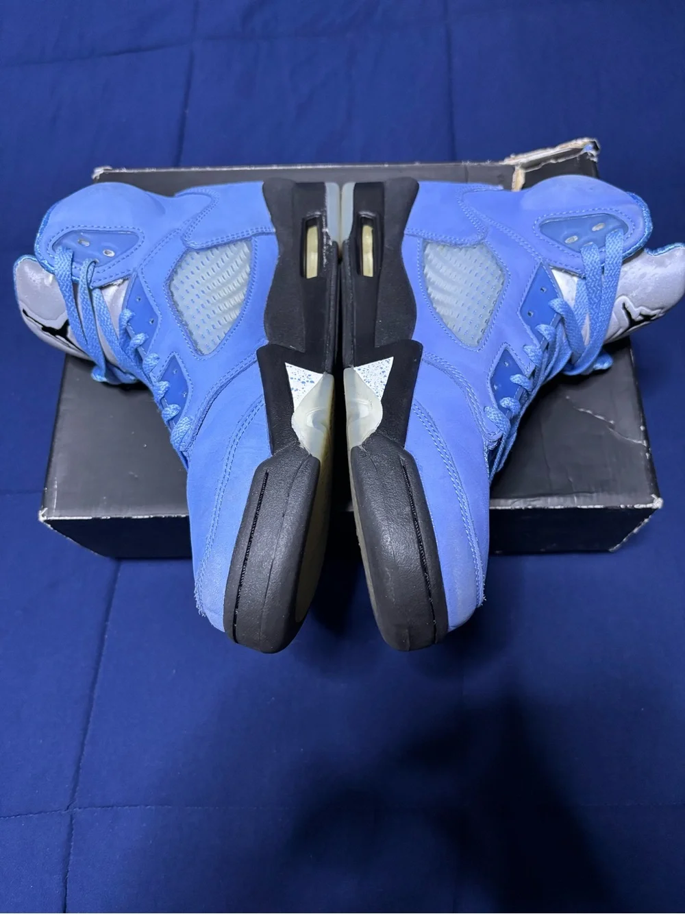 Jordan 5 Retro SE UNC 2023 Size 9